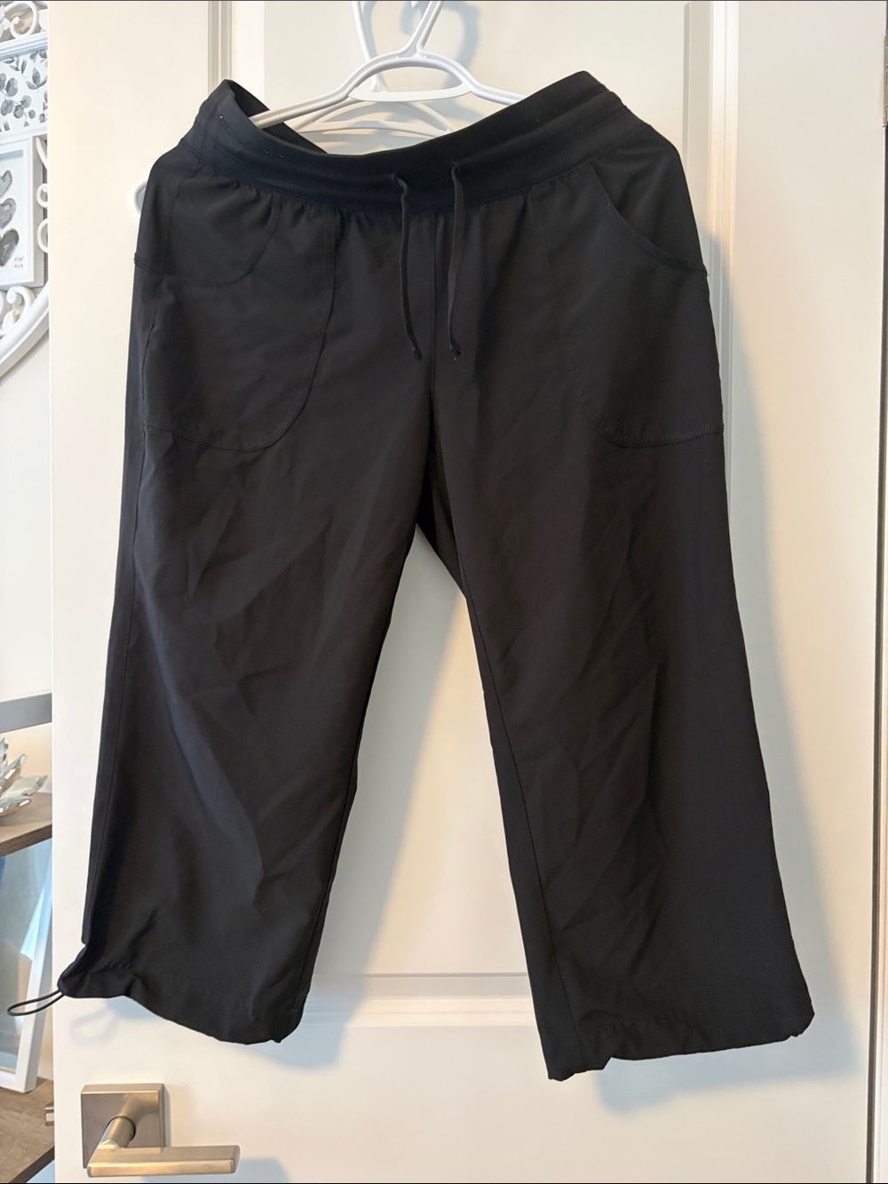 Athletic Works Black Women's Capris with Drawstring Waist